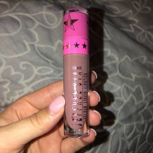Jeffree Star Liquid Velour Lipstick “Deceased” 💄